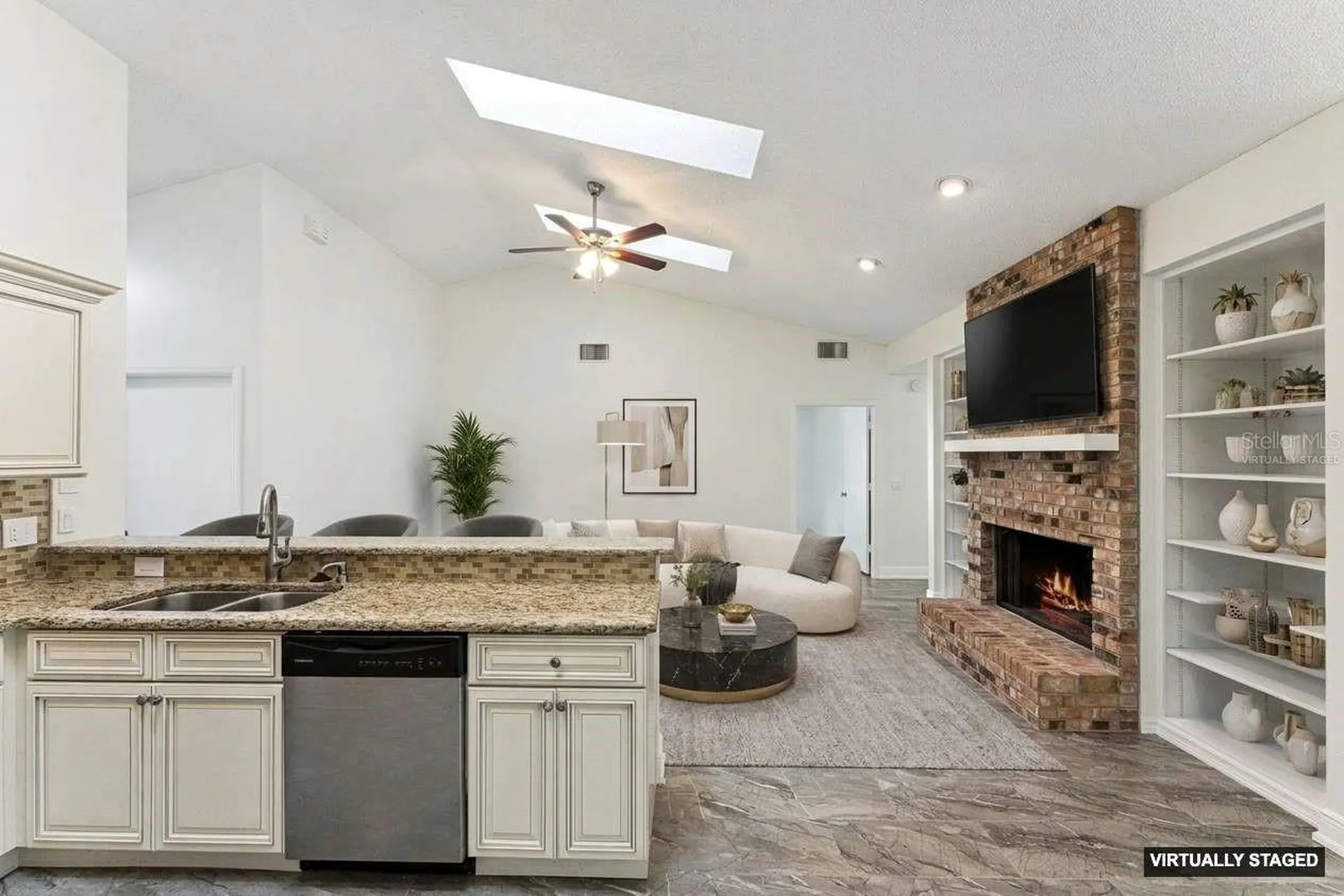 2418 Sweetwater Country Club Place Drive Apopka FL 32712