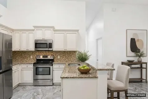 2418 Sweetwater Cc Place Drive Apopka FL 32712