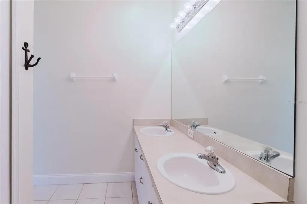 6825 S Kissimmee Street Tampa FL 33616