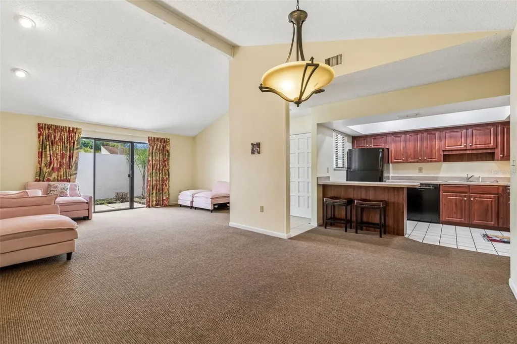 4243 Oak Loop Mulberry FL 33860