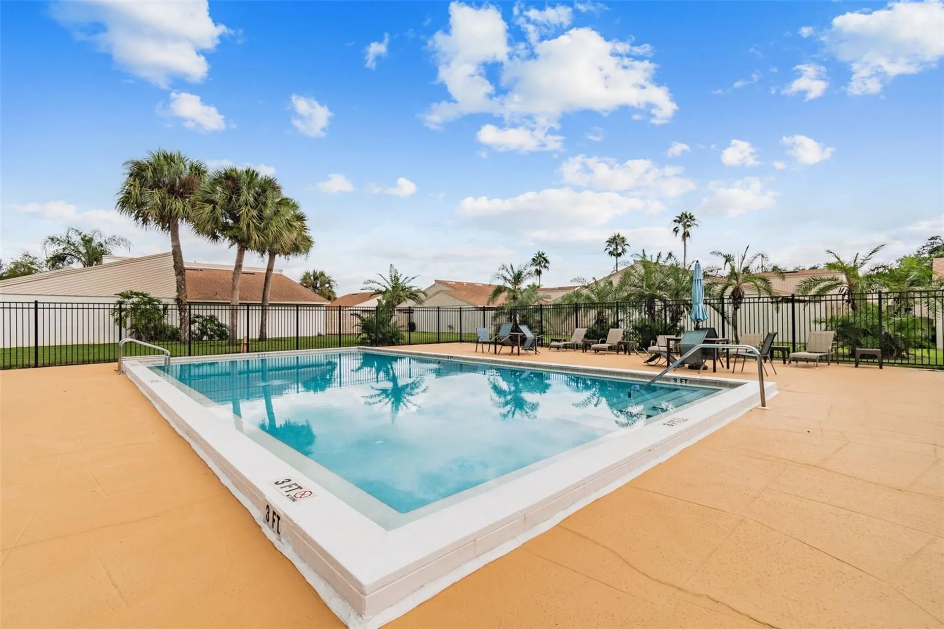 4243 Oak Loop Mulberry FL 33860