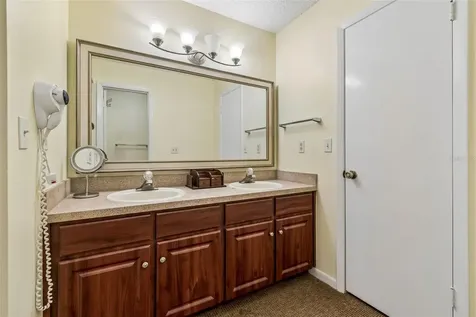 4243 Oak Loop Mulberry FL 33860