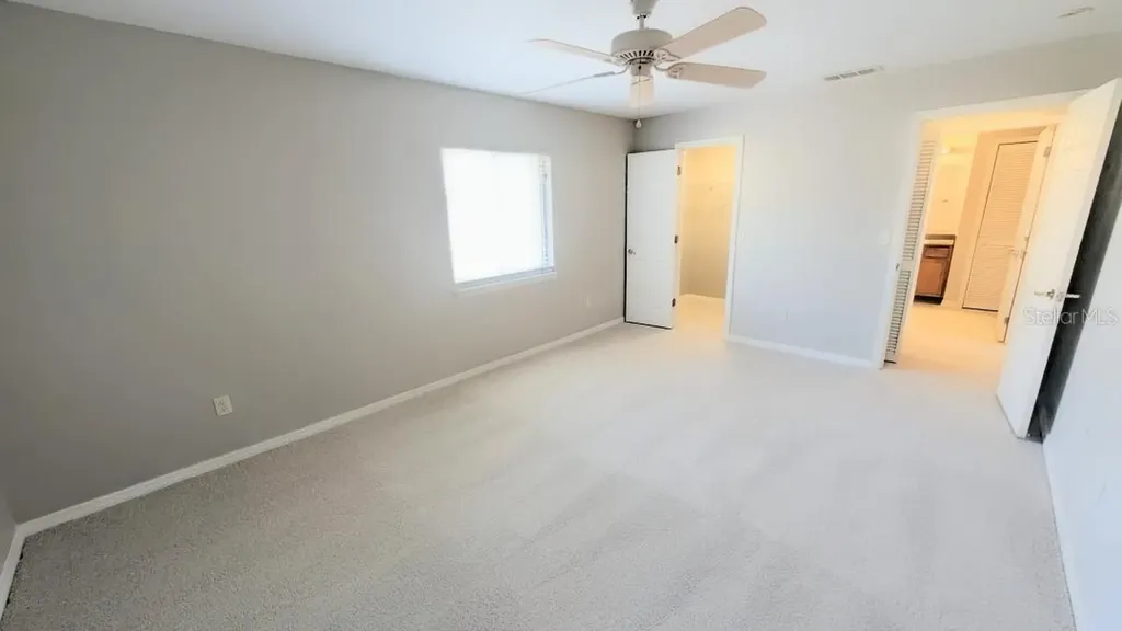 1841 Parakeet Way Sarasota FL 34232