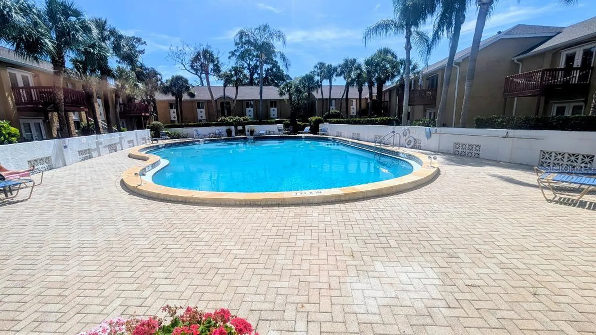 1841 Parakeet Way Sarasota FL 34232