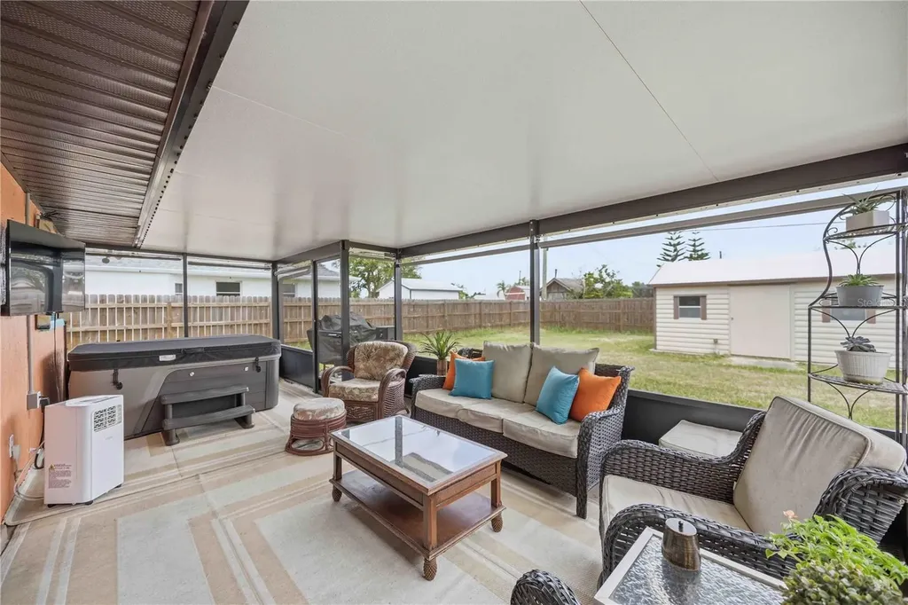 10068 Amelia Avenue Englewood FL 34224