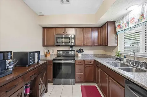 10068 Amelia Avenue Englewood FL 34224