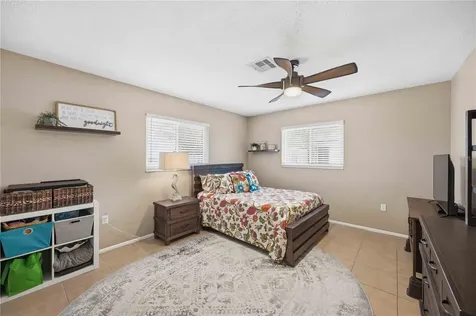 10068 Amelia Avenue Englewood FL 34224