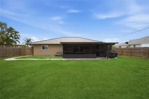 10068 Amelia Avenue Englewood FL 34224
