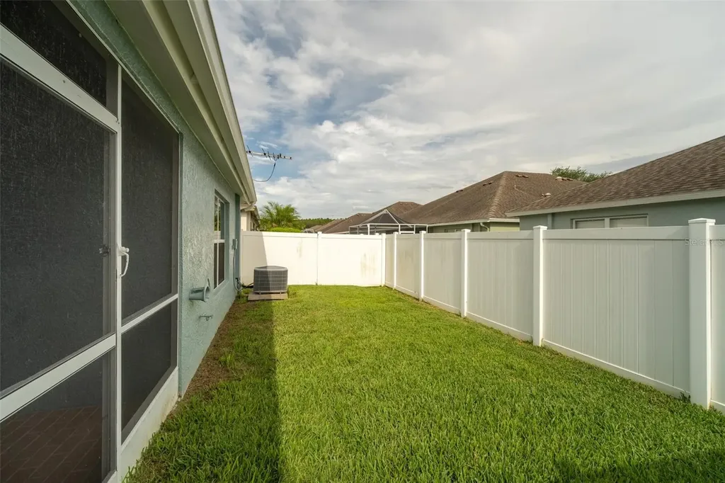 19127 Weymouth Drive Land O Lakes FL 34638