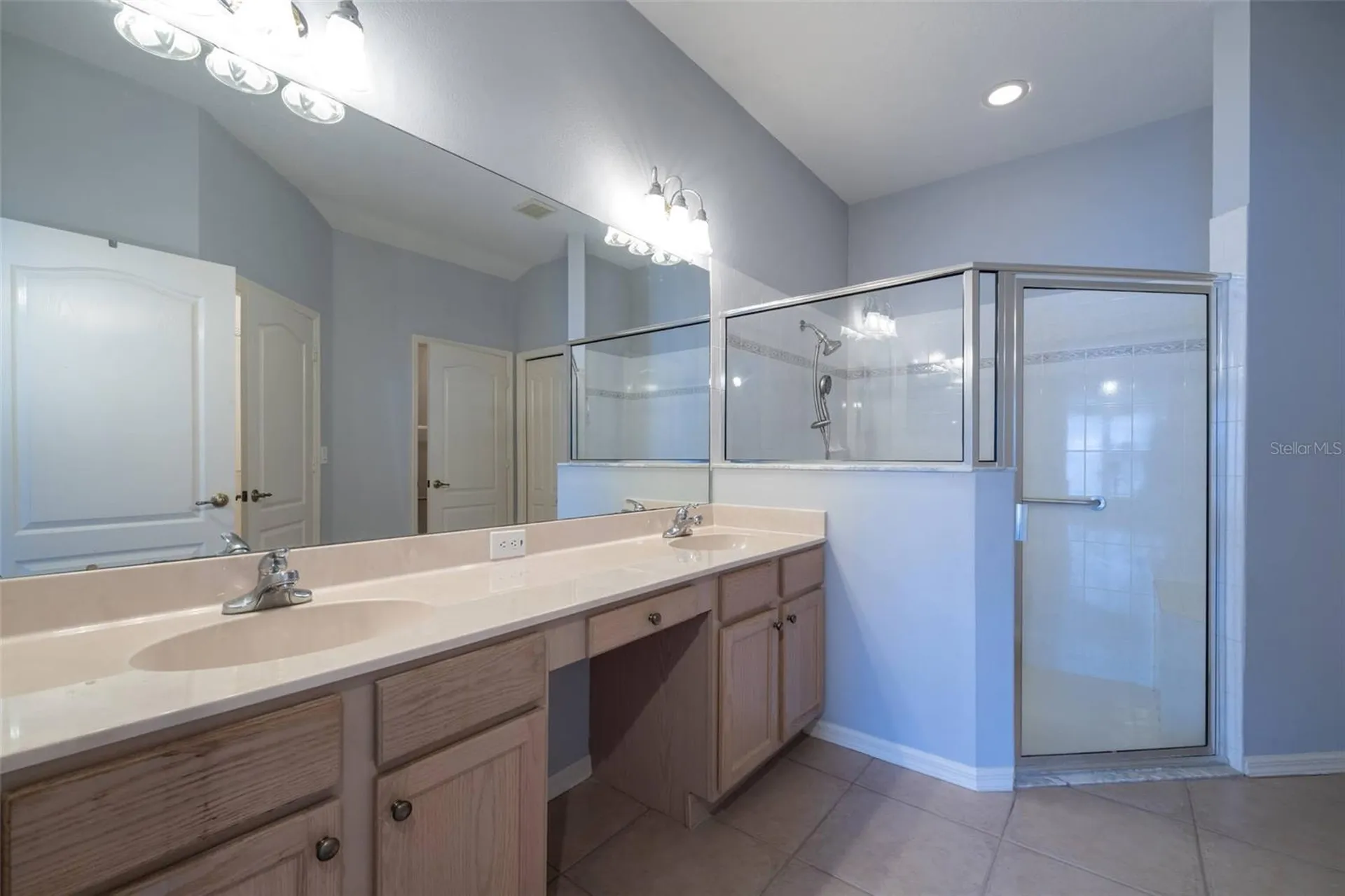 19127 Weymouth Drive Land O Lakes FL 34638