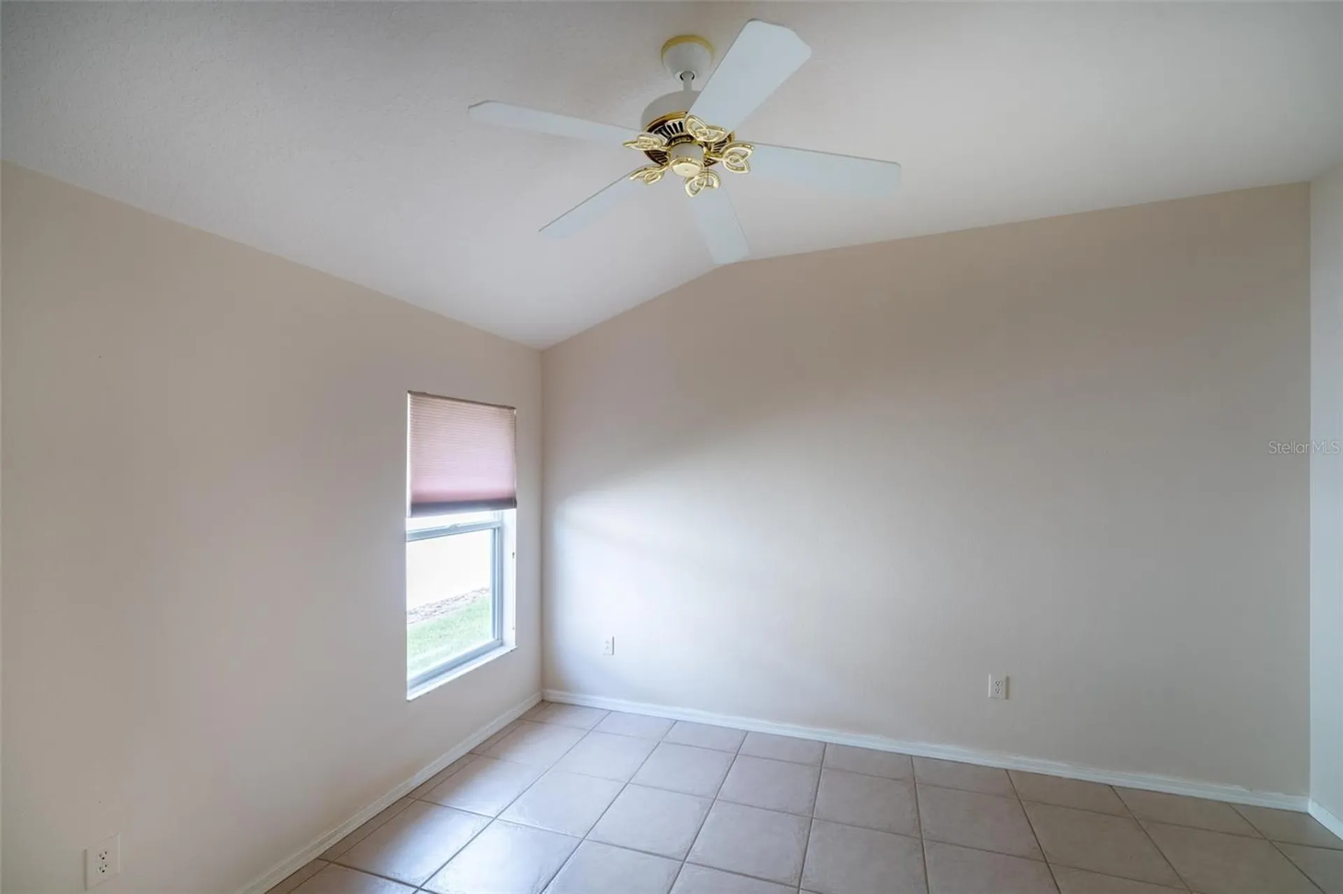 19127 Weymouth Drive Land O Lakes FL 34638
