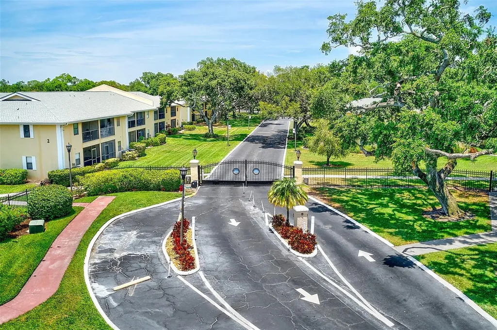3001 58th Avenue S St Petersburg FL 33712