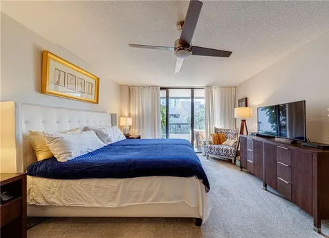 530 E Central Boulevard Orlando FL 32801