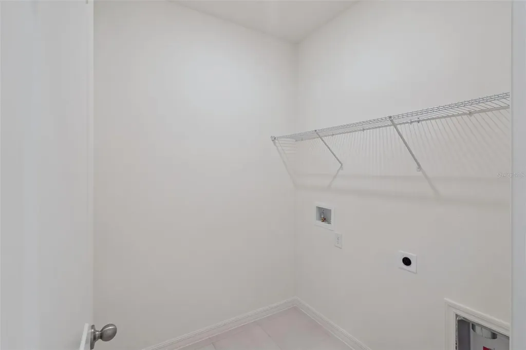 338 Ridgemark Avenue Groveland FL 34736