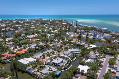 521 Cummings Street Sarasota FL 34242