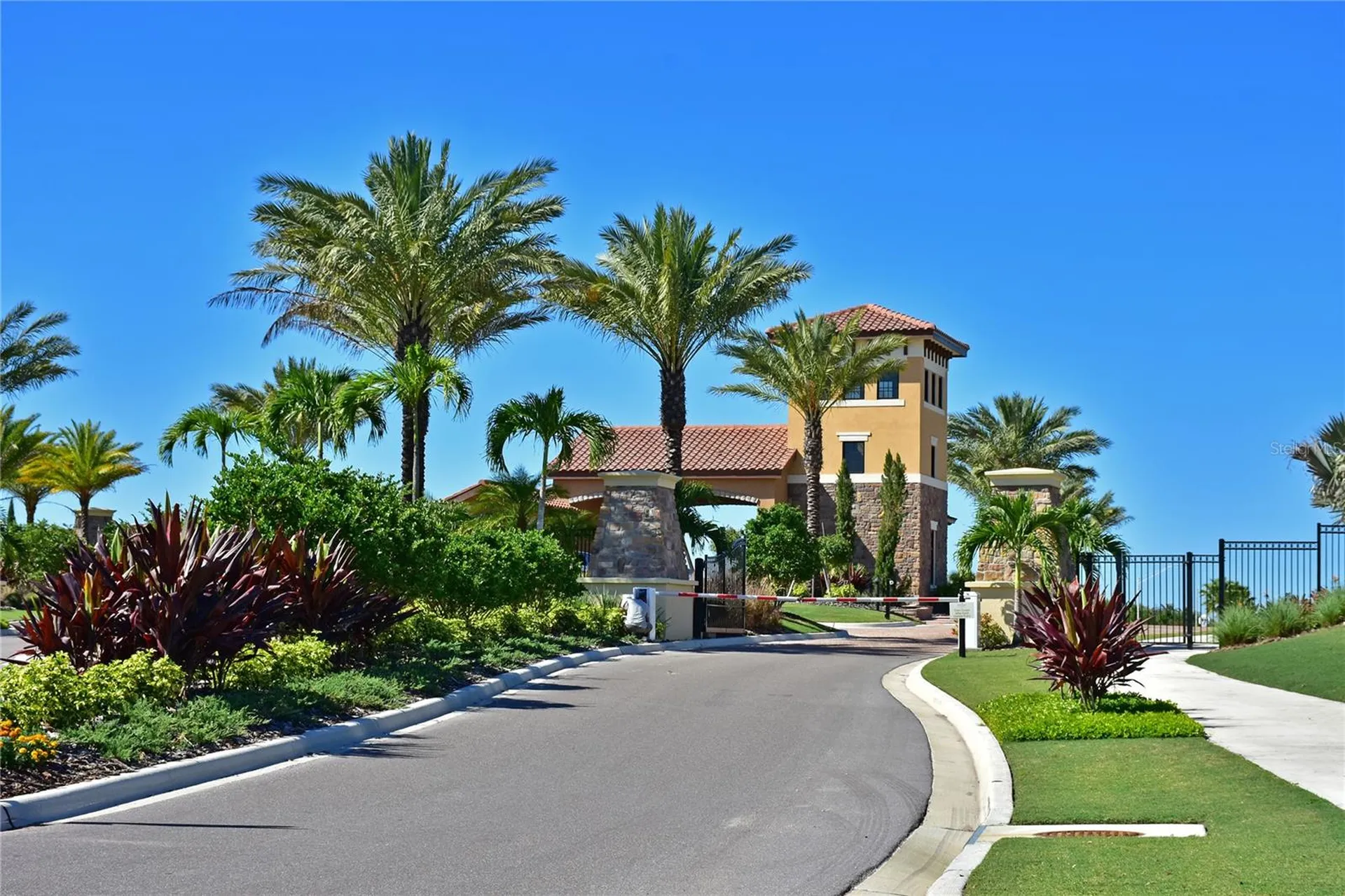 5007 Serata Drive Bradenton FL 34211