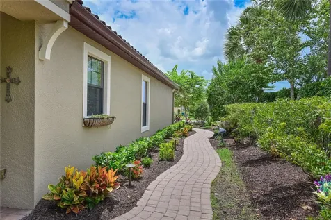5007 Serata Drive Bradenton FL 34211