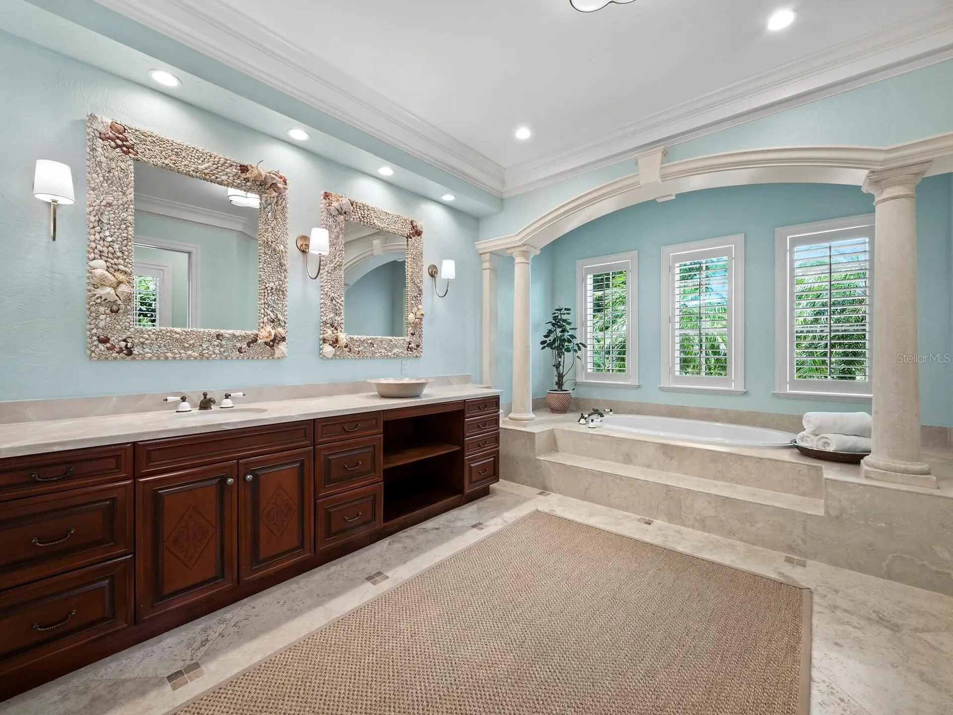 1280 Hidden Harbor Way Sarasota FL 34242