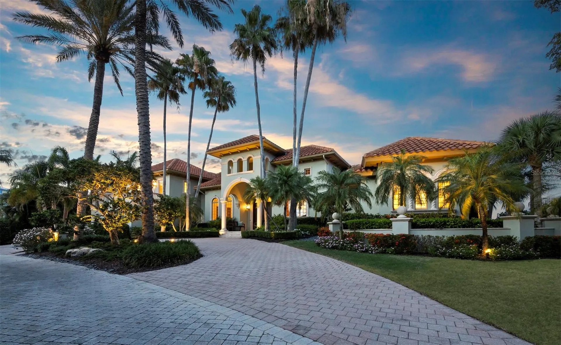 1280 Hidden Harbor Way Sarasota FL 34242