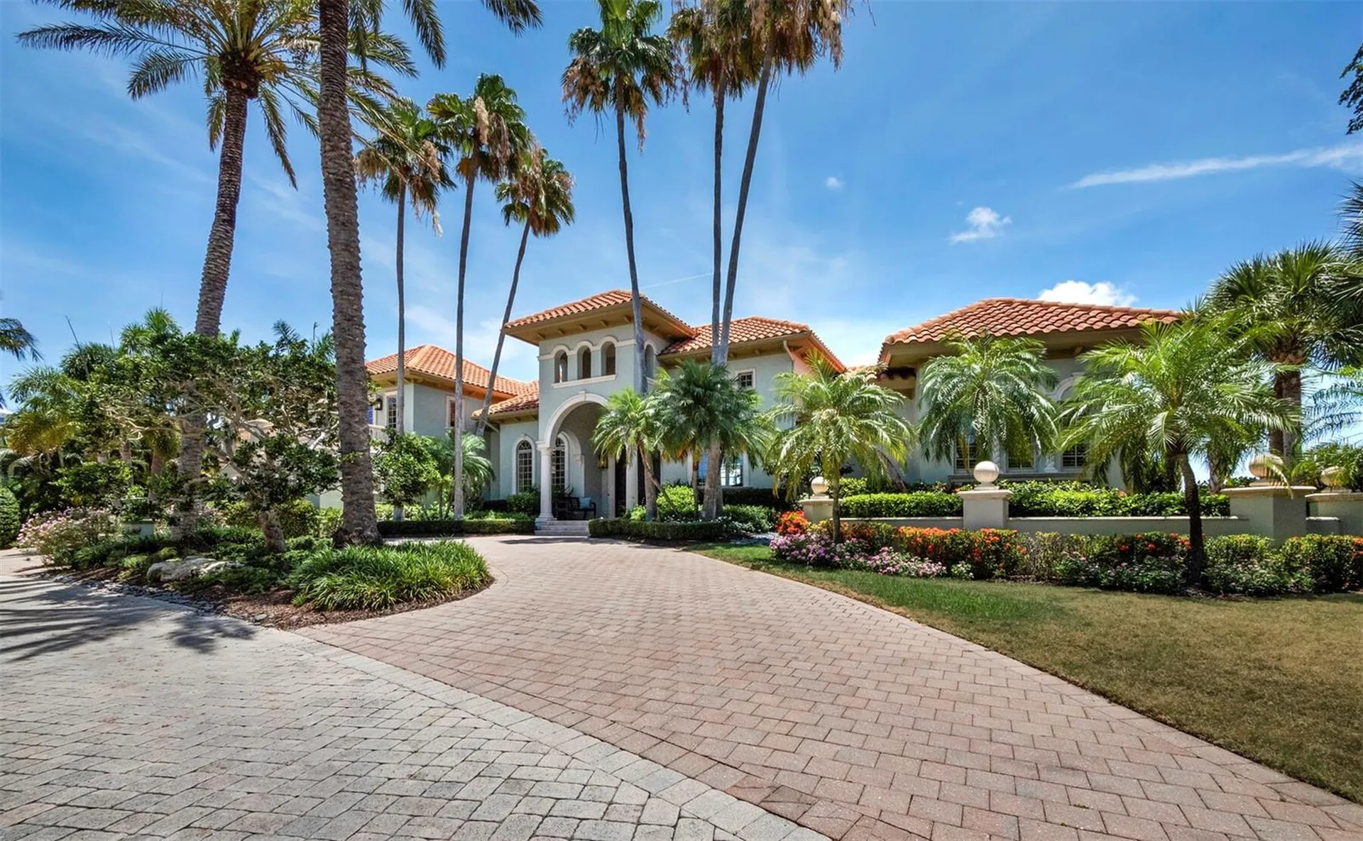 1280 Hidden Harbor Way Sarasota FL 34242
