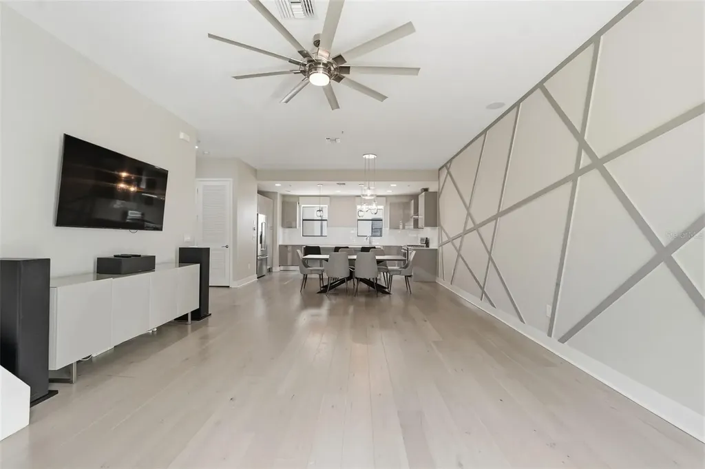 2511 N Grady Avenue Tampa FL 33607