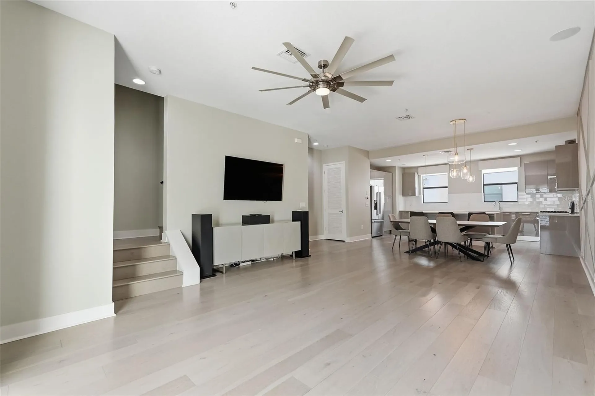 2511 N Grady Avenue Tampa FL 33607