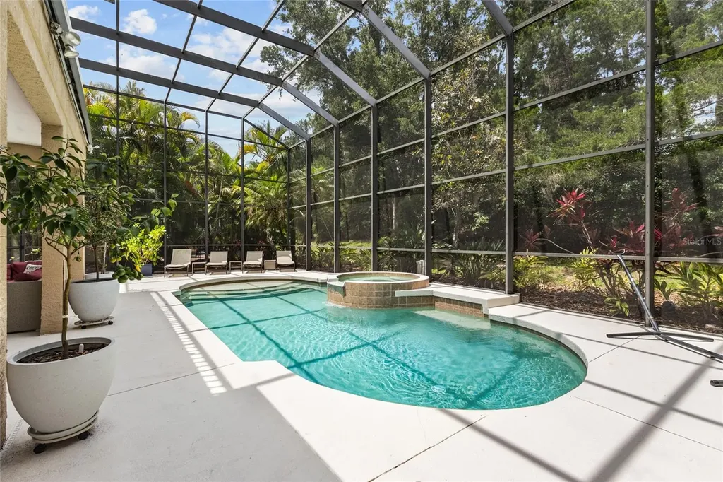 7627 Desert Inn Way Bradenton FL 34202