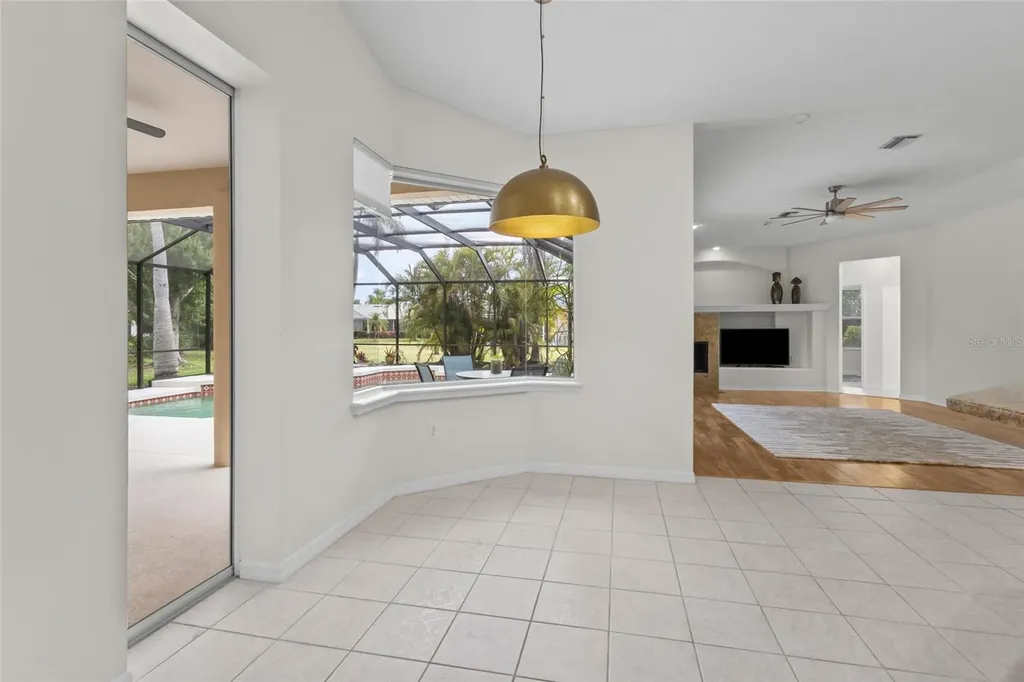 8315 Deerbrook Circle Sarasota FL 34238