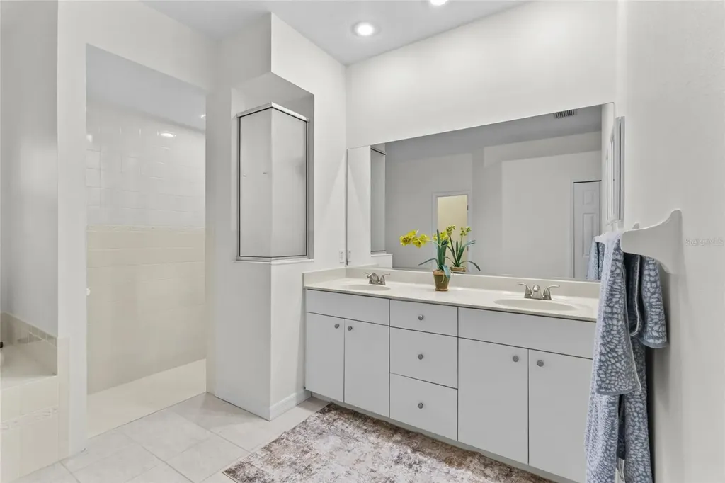 8315 Deerbrook Circle Sarasota FL 34238