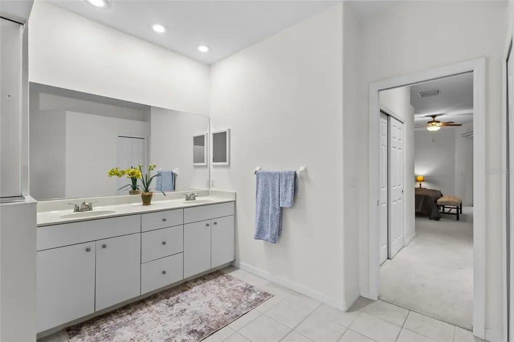 8315 Deerbrook Circle Sarasota FL 34238