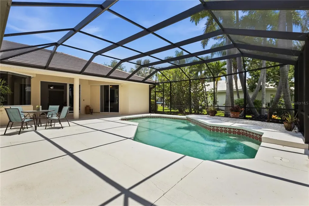8315 Deerbrook Circle Sarasota FL 34238