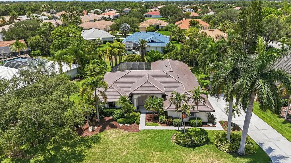 8315 Deerbrook Circle Sarasota FL 34238