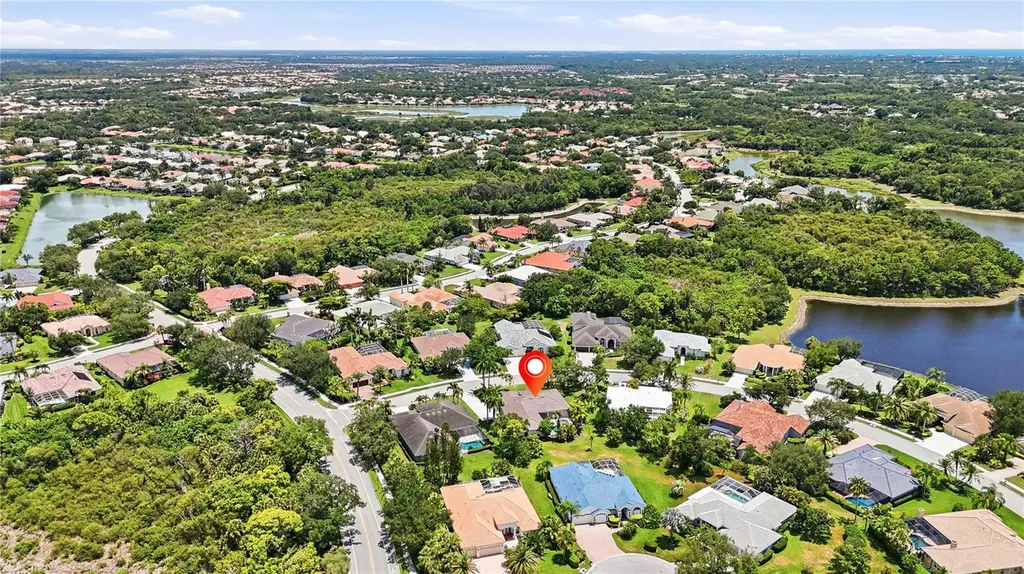 8315 Deerbrook Circle Sarasota FL 34238