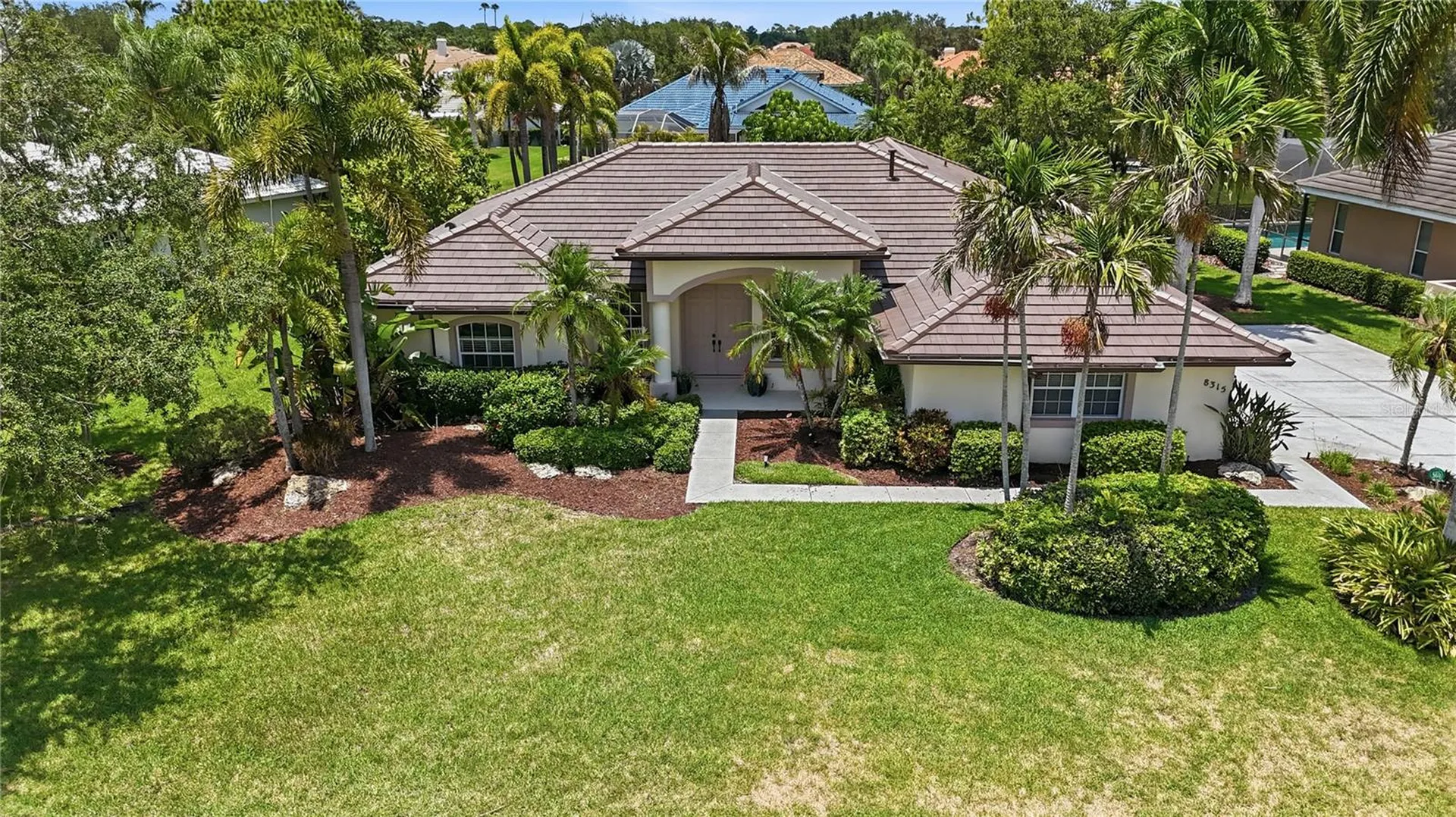 8315 Deerbrook Circle Sarasota FL 34238
