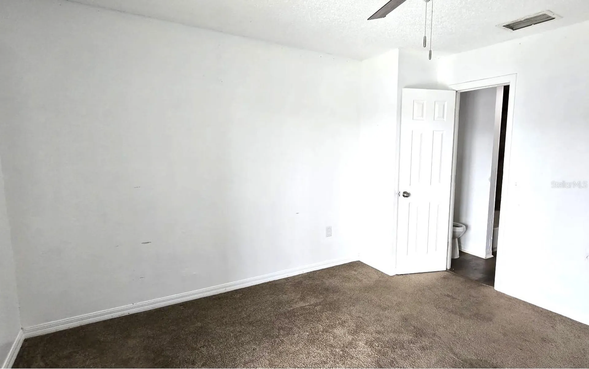 671 Royalty Court Kissimmee FL 34758