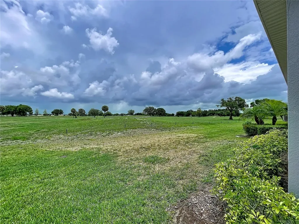 614 Chipper Drive Sun City Center FL 33573