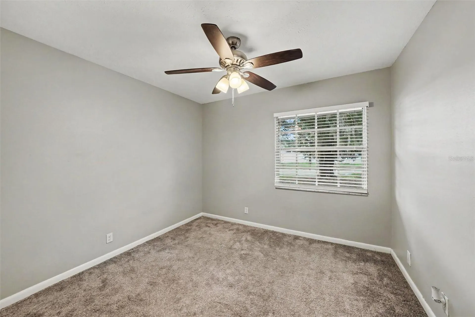 2264 Village Court Brandon FL 33511