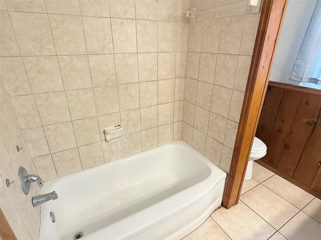 5160 102nd Way N St Petersburg FL 33708