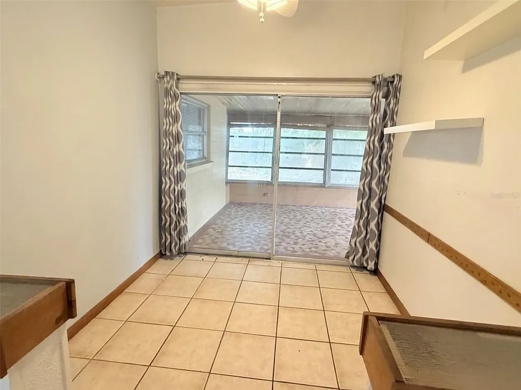 5160 102nd Way N St Petersburg FL 33708
