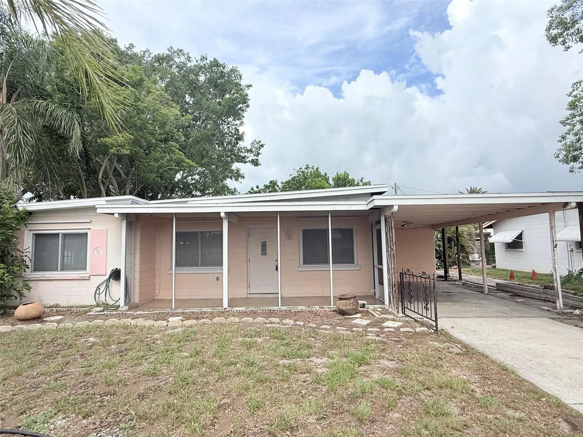 5160 102nd Way N St Petersburg FL 33708