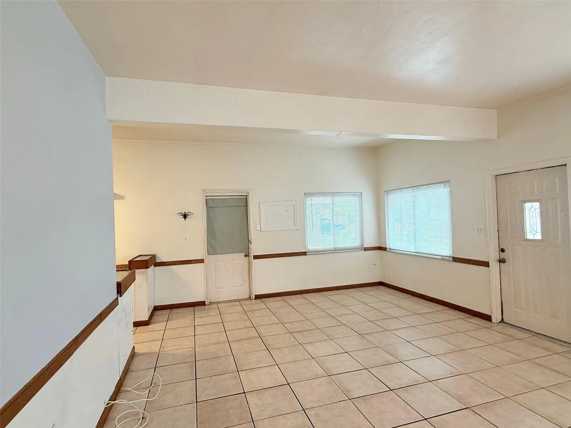 5160 102nd Way N St Petersburg FL 33708