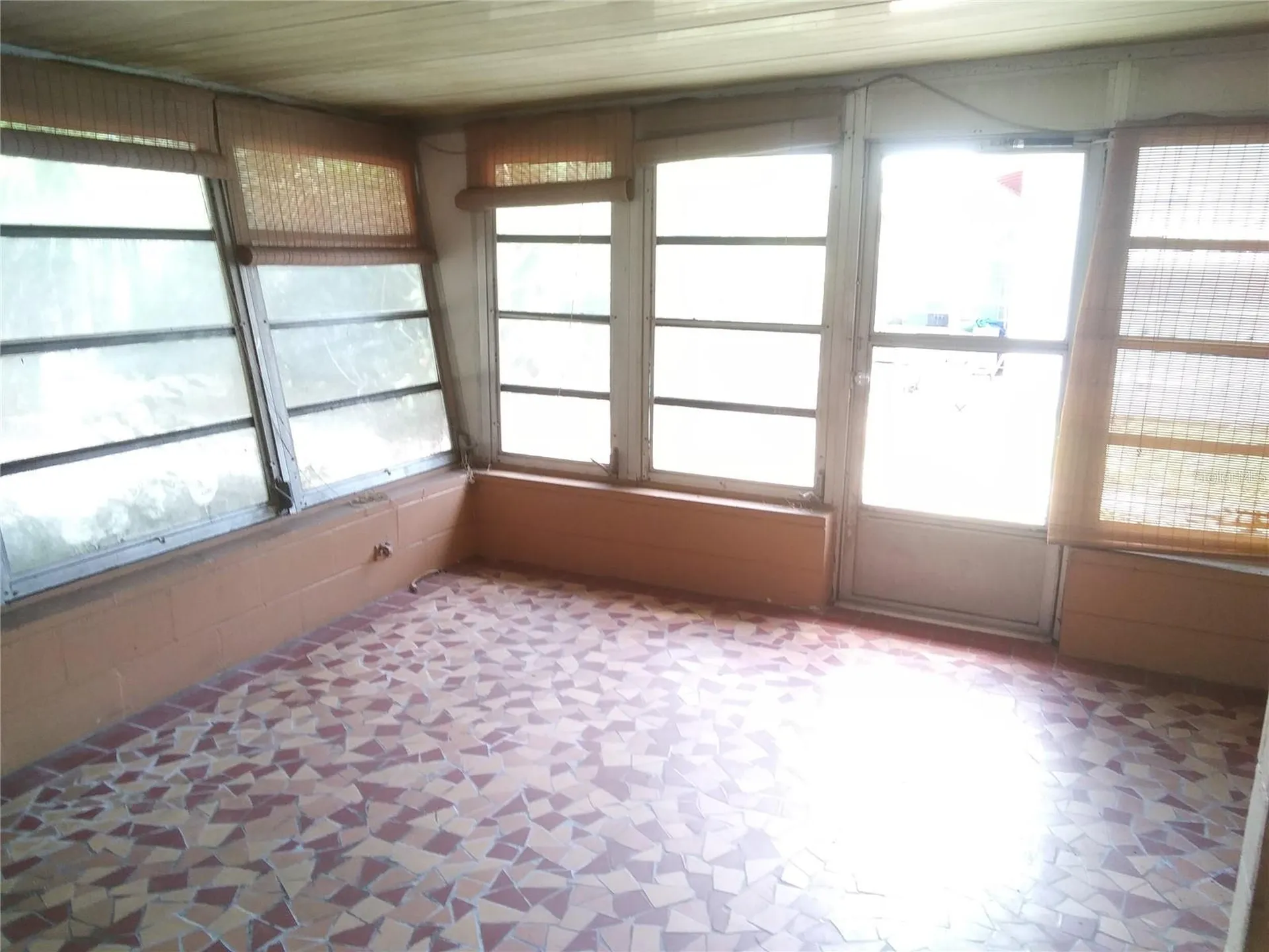 5160 102nd Way N St Petersburg FL 33708