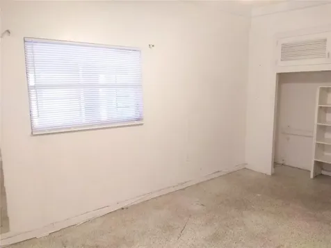 5160 102nd Way N St Petersburg FL 33708