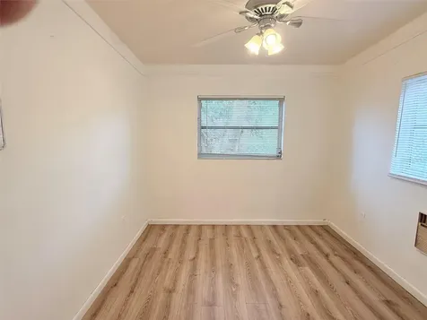 5160 102nd Way N St Petersburg FL 33708