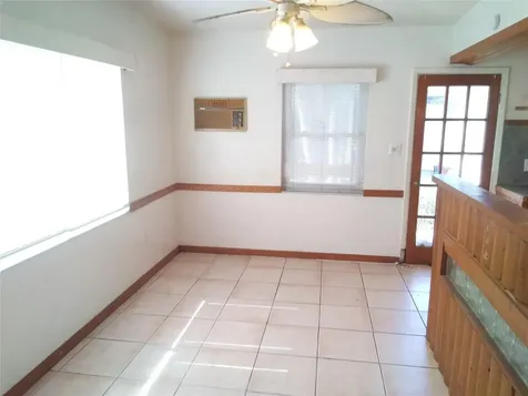 5160 102nd Way N St Petersburg FL 33708