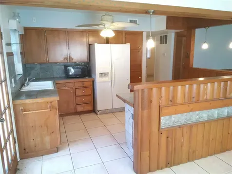 5160 102nd Way N St Petersburg FL 33708