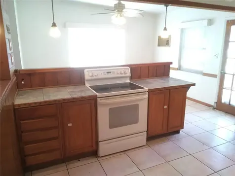 5160 102nd Way N St Petersburg FL 33708