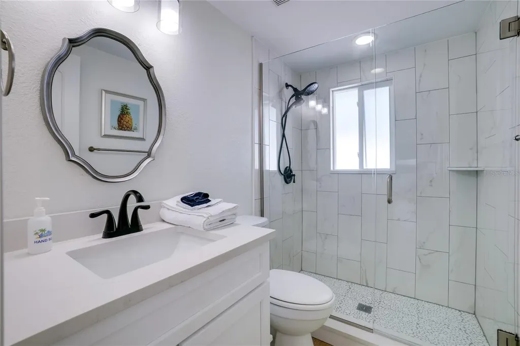 3009 Avenue E Bradenton Beach FL 34217