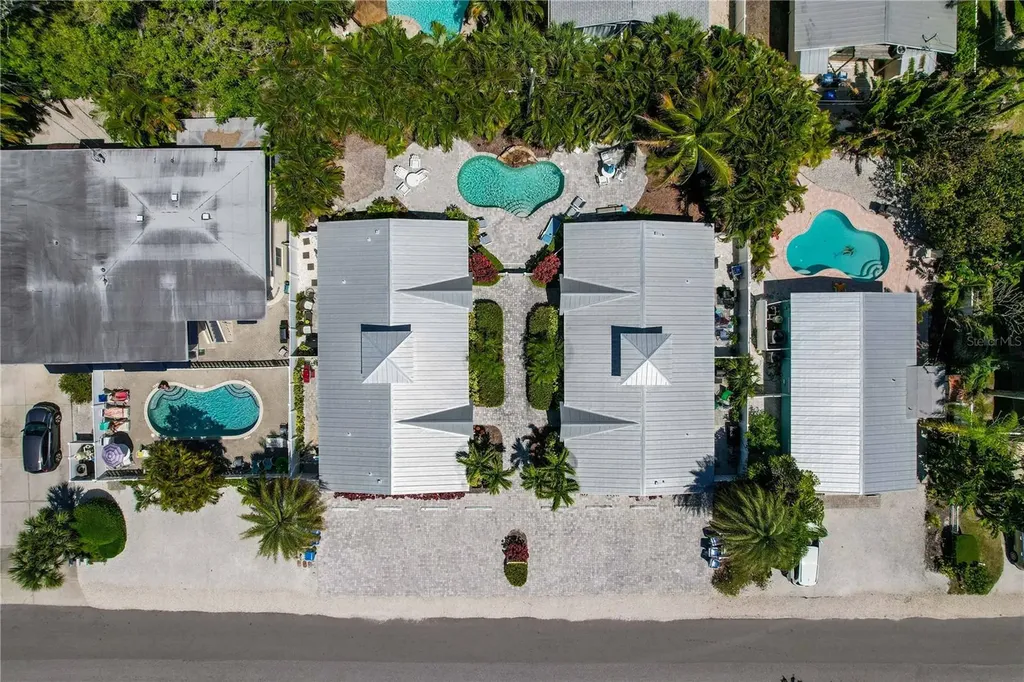 3009 Avenue E Bradenton Beach FL 34217