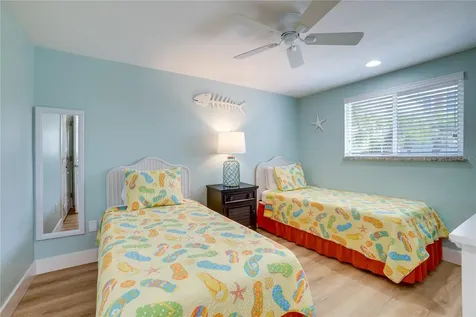 3009 Avenue E Bradenton Beach FL 34217